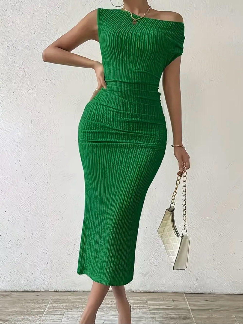 Elegant One-Shoulder Green Ribbed Midi Dress
